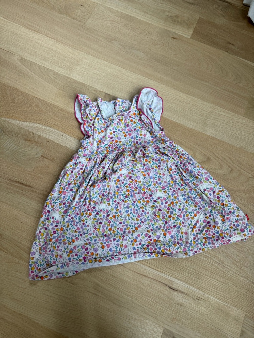 Magnetic Me flutter dress